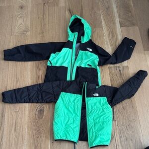 The North Face Kids, Large, 12 year old, two layer jacket